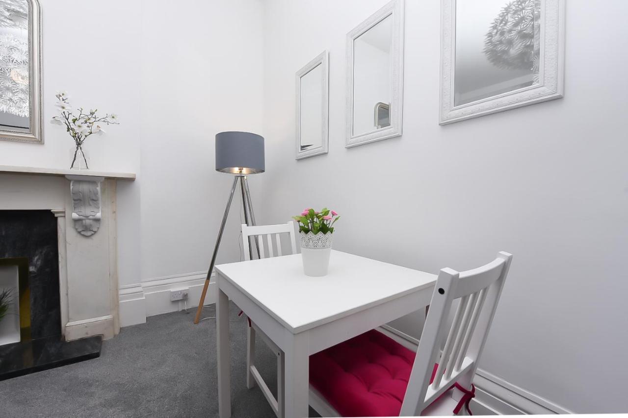 Fantastic Sea View, 1 Bed Sleeps 2 Appartement Broadstairs Buitenkant foto